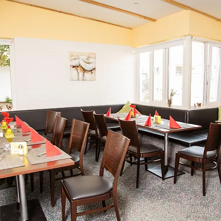 מלון Ringhotel Altstadt