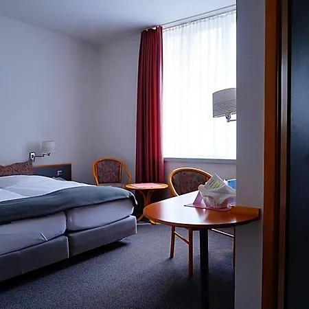 Ringhotel Altstadt 4*