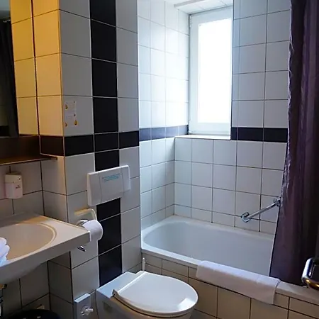 فندق Ringhotel Altstadt Güstrow