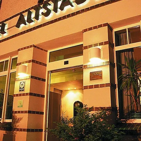 Ringhotel Altstadt מלון 4*